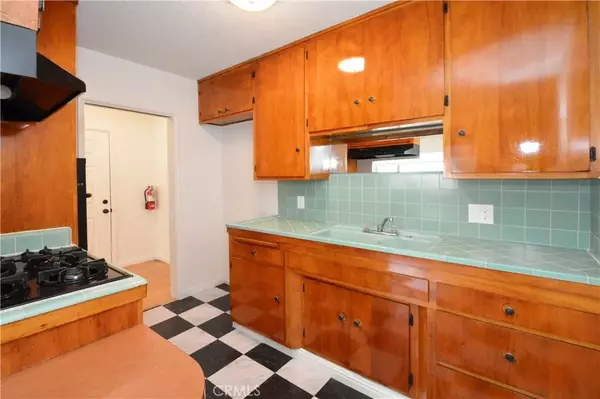 Long Beach, CA 90802,338 Elm Avenue #2