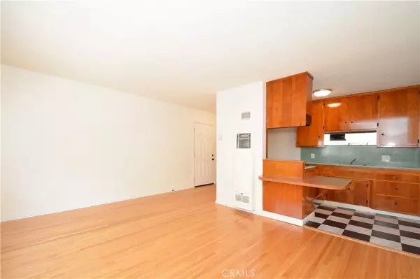 Long Beach, CA 90802,338 Elm Avenue #2