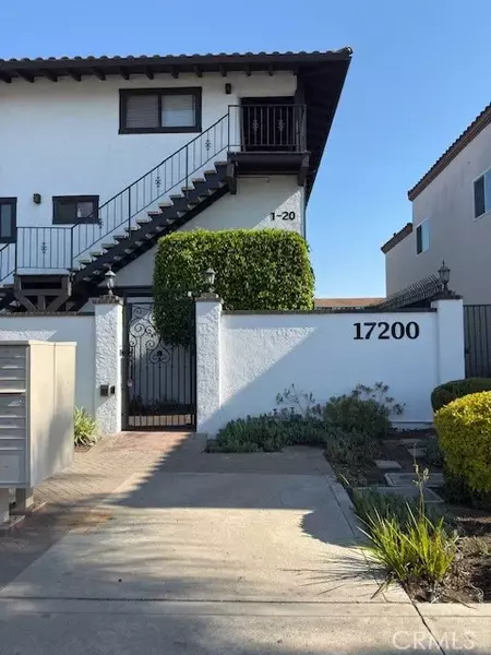 17200 Newhope Street #217, Fountain Valley, CA 92708
