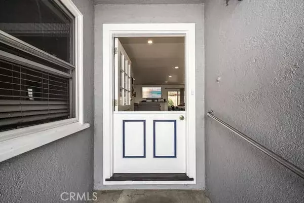 Seal Beach, CA 90740,815 Marvista Avenue South
