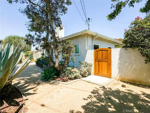 Costa Mesa, CA 92627,1940 Whittier Avenue