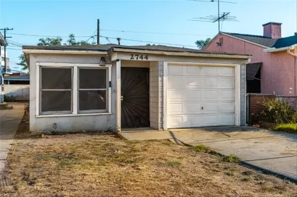 Carson, CA 90810,2744 E Madison Street