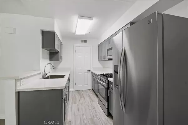 Fullerton, CA 92833,4111 Carol Drive #C