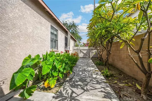 Fullerton, CA 92833,2100 W Valencia Drive