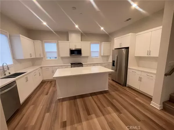 Anaheim, CA 92805,1103 W Cara Drive