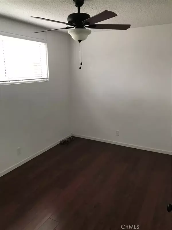 Long Beach, CA 90803,253 N Rafael Walk