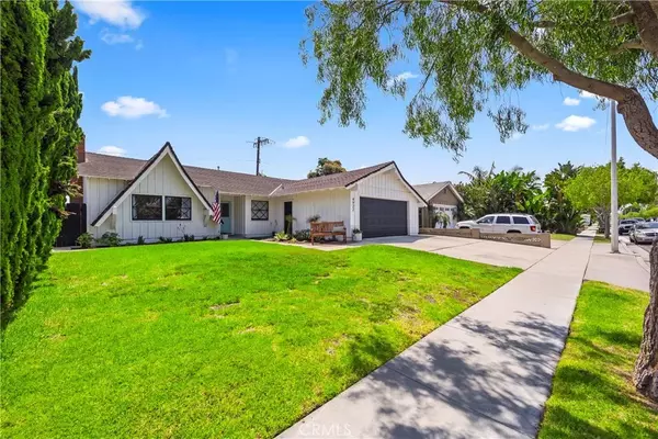 4922 Scenario Drive Drive, Huntington Beach, CA 92649