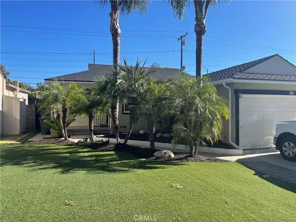 Lakewood, CA 90713,7056 Schroll Street