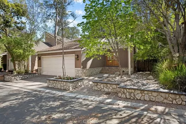 24802 Forest Knoll Lane, Lake Forest, CA 92630