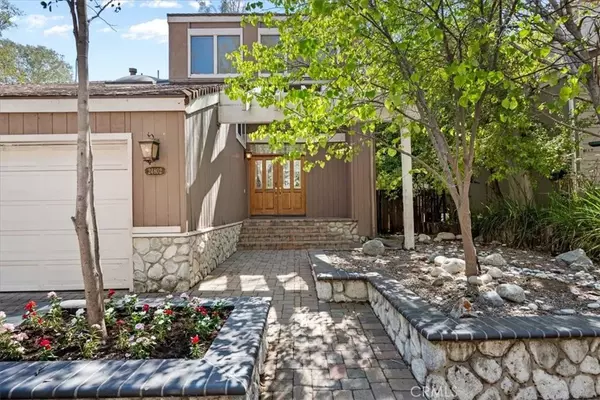 Lake Forest, CA 92630,24802 Forest Knoll Lane