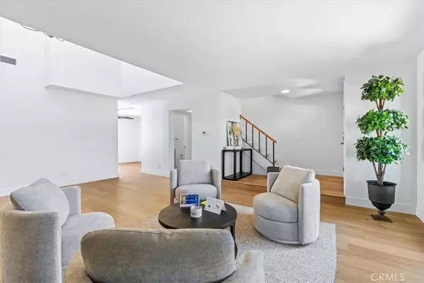 Irvine, CA 92604,4 Wintergreen #4