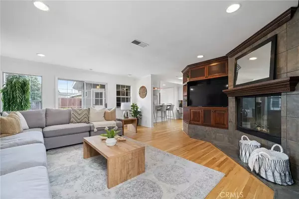 Costa Mesa, CA 92626,3104 Samoa Place