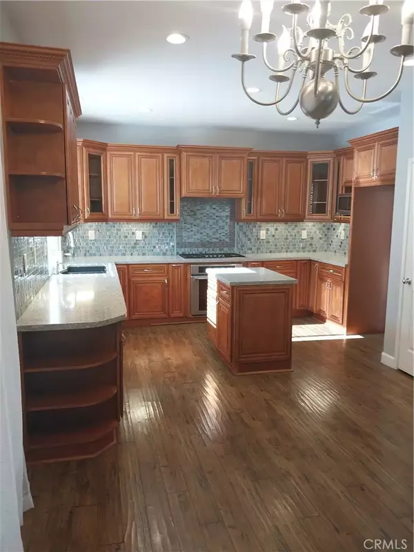 935 Redtail Drive, Corona, CA 92879