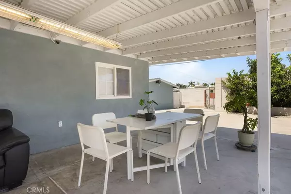 Stanton, CA 90680,7961 Orangewood Avenue