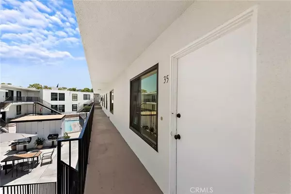 Linda Vista, CA 92111,6679 Linda Vista Road #30