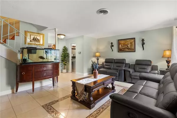 Buena Park, CA 90620,8214 Santa Inez Way