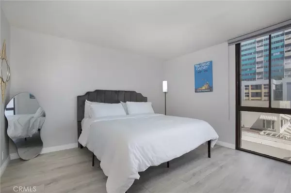 Long Beach, CA 90802,1750 E Ocean Boulevard #404