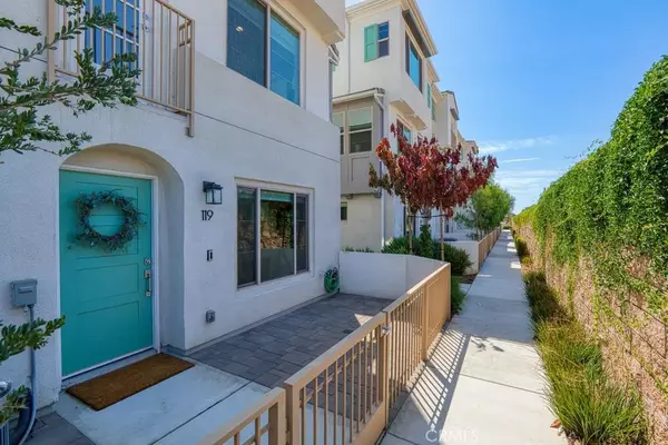 La Habra, CA 90631,119 E Knox Drive