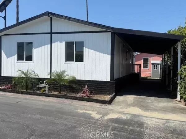 Santa Ana, CA 92704,215 S Sullivan #220