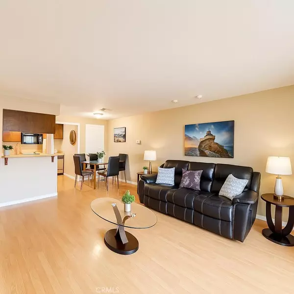 Stockton, CA 95210,1545 Pyrenees Avenue #27