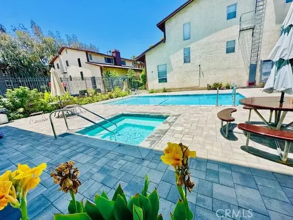 9039 Van Nuys Boulevard #202,  Panorama City,  CA 91402