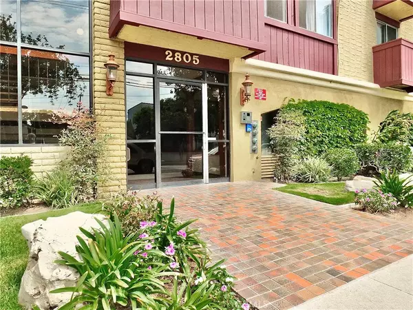 Long Beach, CA 90814,2805 E 3rd Street #10