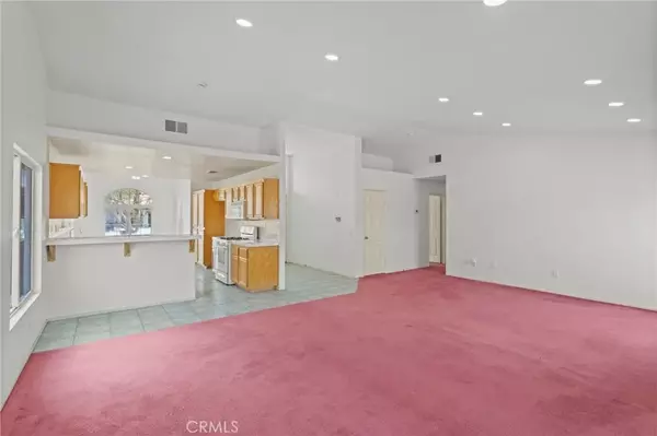 Cathedral City, CA 92234,69946 NorthHampton Avenue