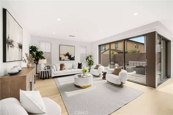 Irvine, CA 92602,108 Oceano