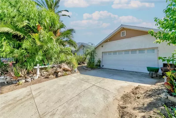 4738 New York Avenue, La Crescenta, CA 91214