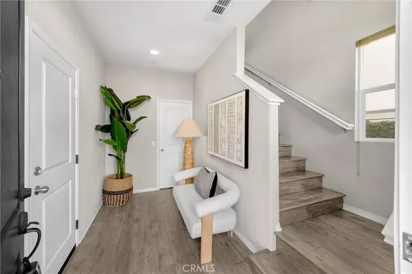 Buena Park, CA 90621,8252 Orangethorpe Avenue