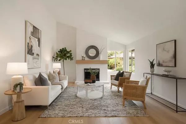 2039 E Fruit Street, Santa Ana, CA 92701