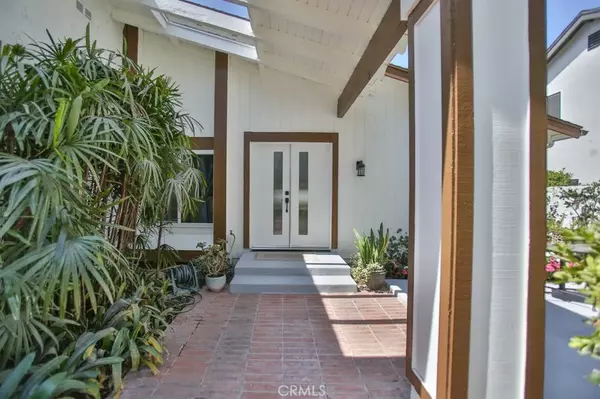 Huntington Beach, CA 92649,17041 Malta Circle