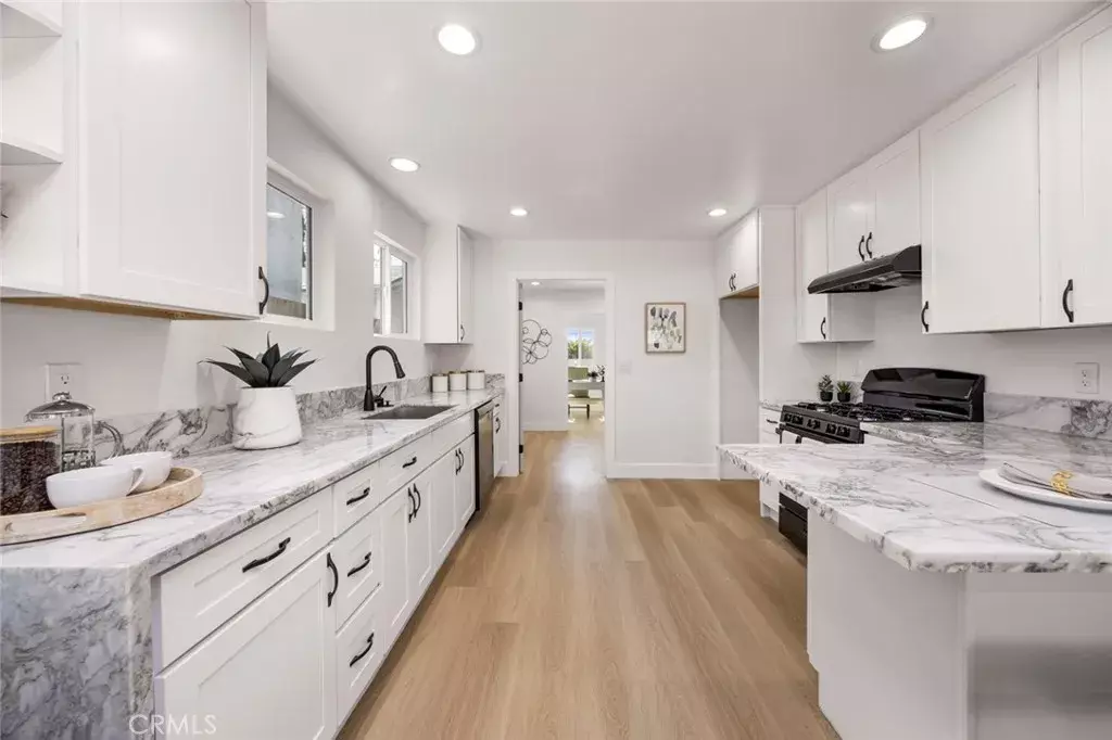 Placentia, CA 92870,201 S Melrose Street