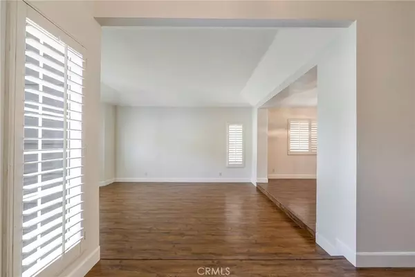 West Hills, CA 91304,24004 Arminta Street