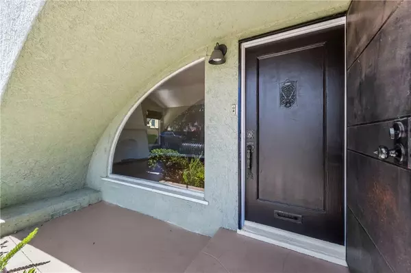 Long Beach, CA 90806,2109 Chestnut Avenue