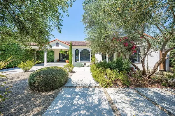 Bellflower, CA 90706,9929 Palm St.