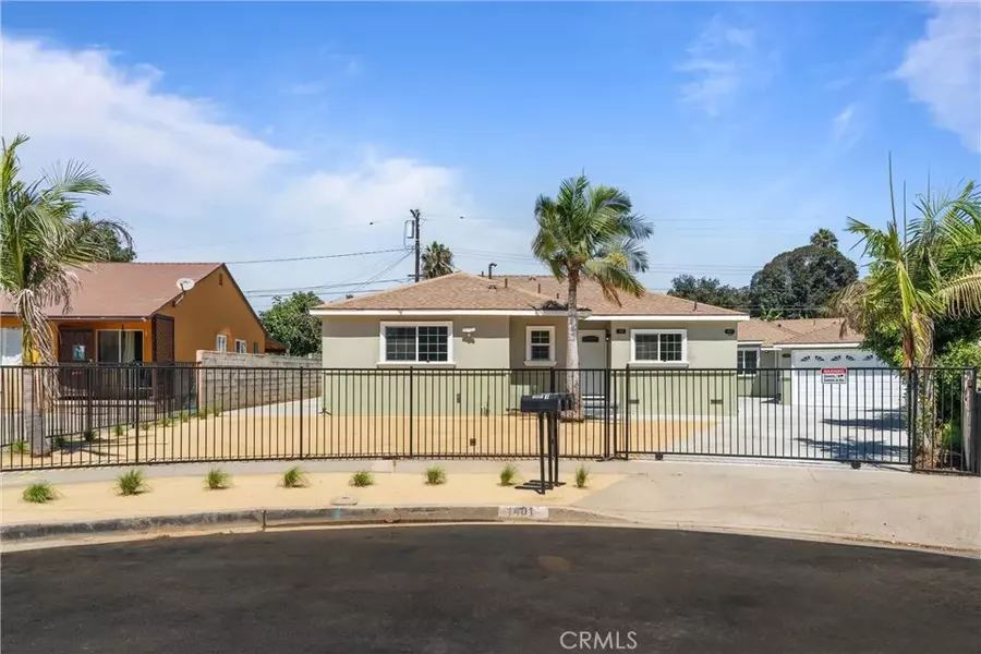 1401 Highland Street, Santa Ana, CA 92703