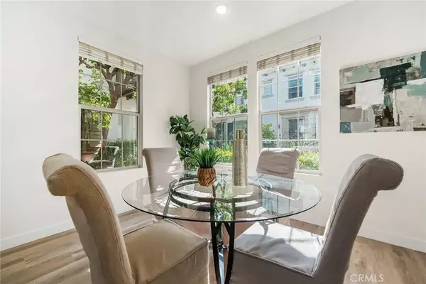 Irvine, CA 92620,42 Vintage