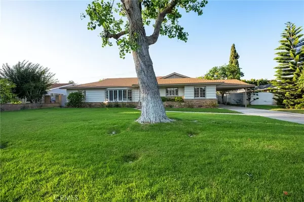 1101 W Sharon Road, Santa Ana, CA 92706