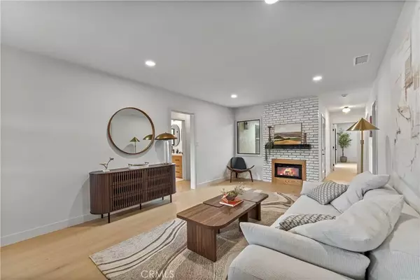 Burbank, CA 91504,2420 N Keystone Street