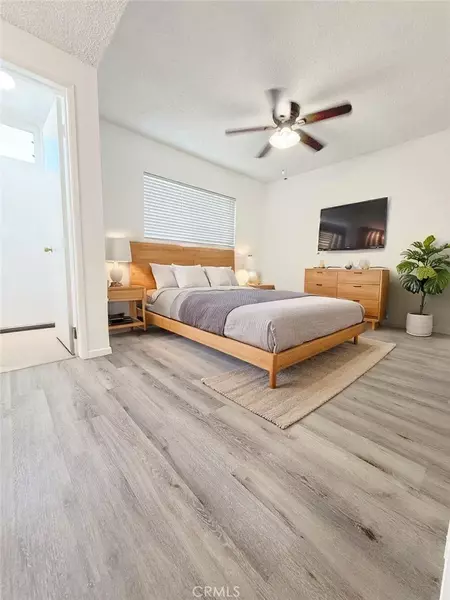 1208 S Marengo Ave #APT B, Alhambra, CA 91803