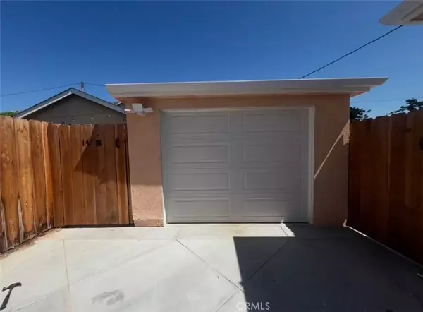 Costa Mesa, CA 92627,172 Flower Street #A