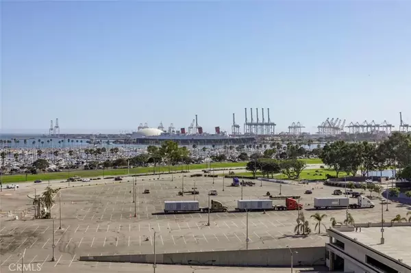 Long Beach, CA 90802,525 E Seaside Way #704