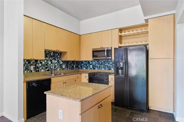 Long Beach, CA 90802,388 Ocean Boulevard #709