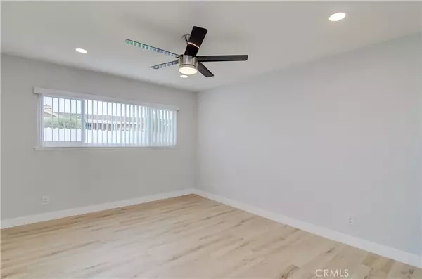 Huntington Beach, CA 92646,9811 Fair Tide Circle