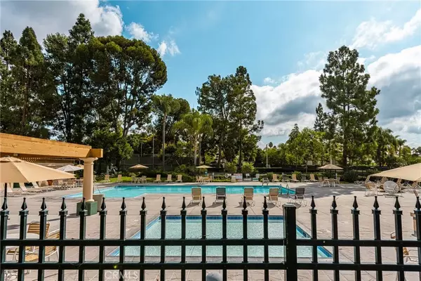Tustin, CA 92782,2495 Tequestra