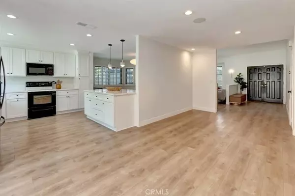 Yorba Linda, CA 92886,20455 Via Cadiz