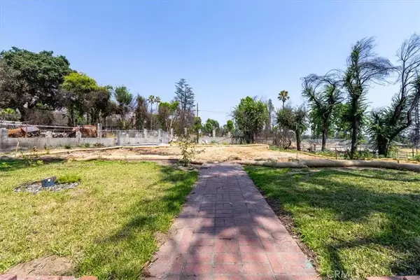 Altadena, CA 91001,3318 Bellaire