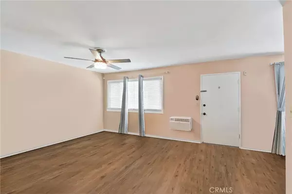 Long Beach, CA 90807,4700 Clair Del Ave #620