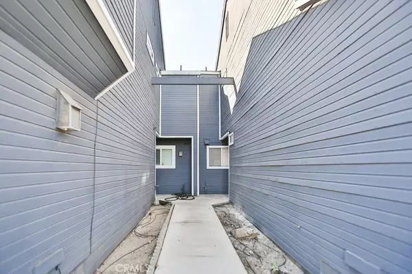 Santa Ana, CA 92703,4816 Irongate Lane